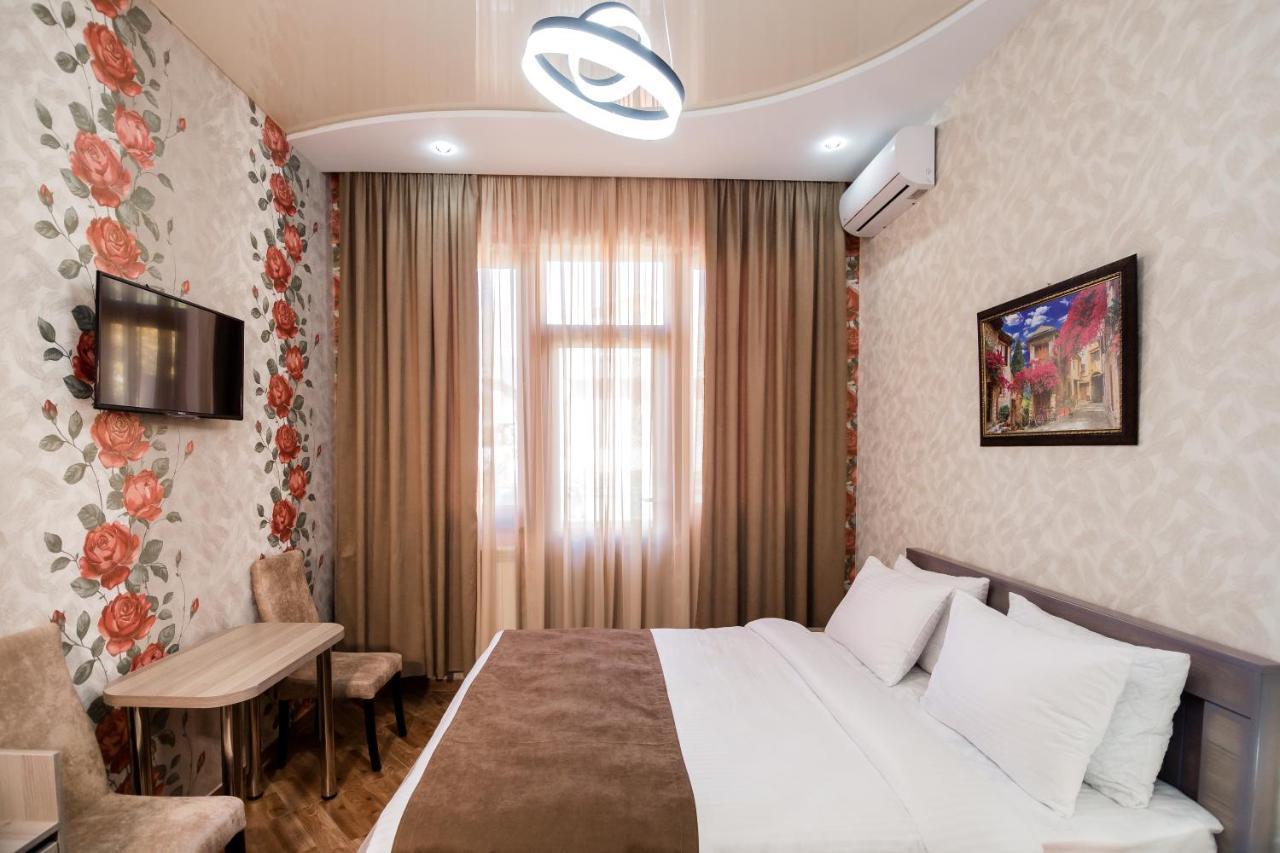 George Hotel Tbilisi Exteriör bild
